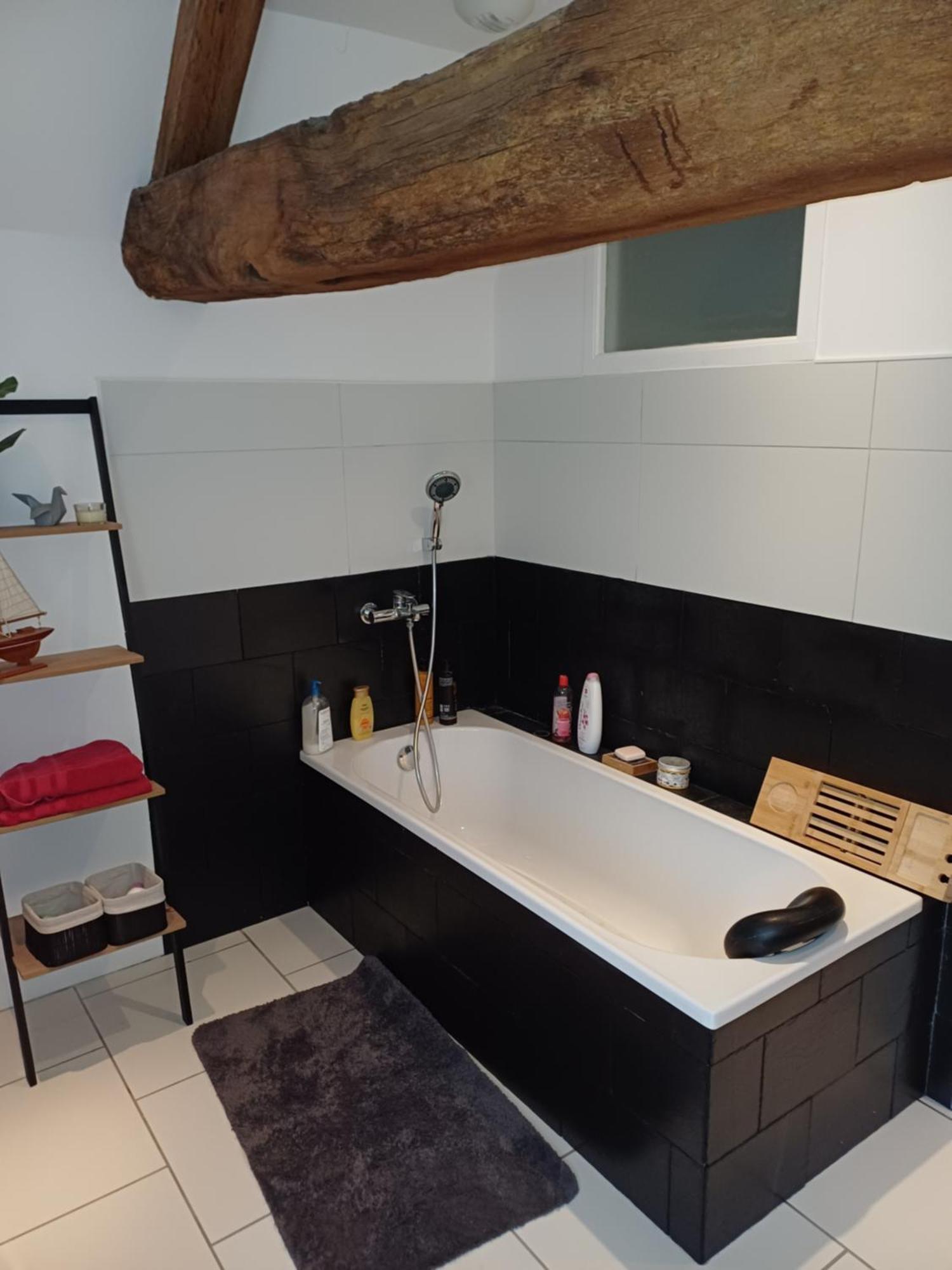 La Grange Des Roisnes Bed & Breakfast Longue Bagian luar foto